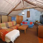 Ferienhaus Authentic In With Garden