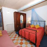 Holiday home Authentic In With Garden