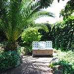 Ferienhaus Authentic In With Garden