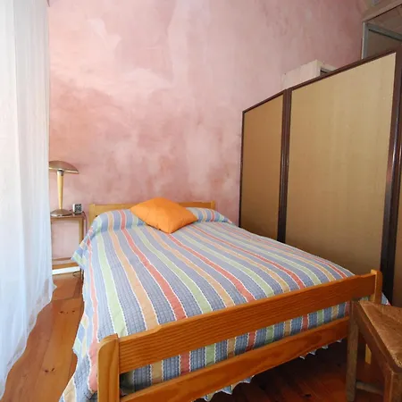 Authentic In With Garden Holiday home Soudos