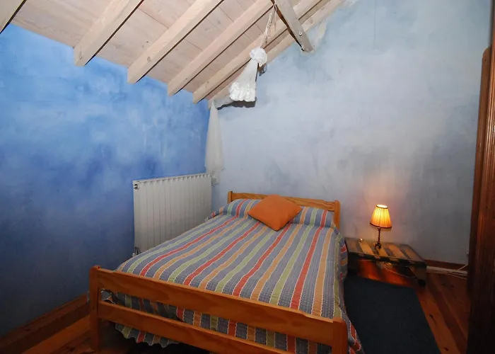 Holiday home Authentic In With Garden